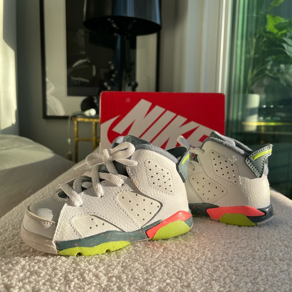 Jordan 7 size 6c